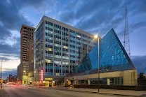 Central downtown Dallas setting