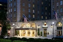 Central Washington, DC location near major attractions