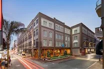 Central French Quarter Setting