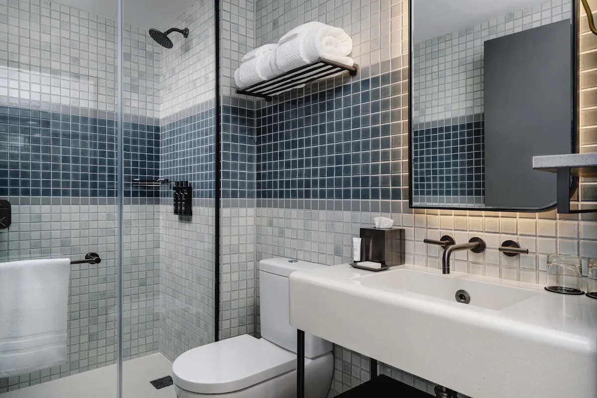 Arlo Midtown 5