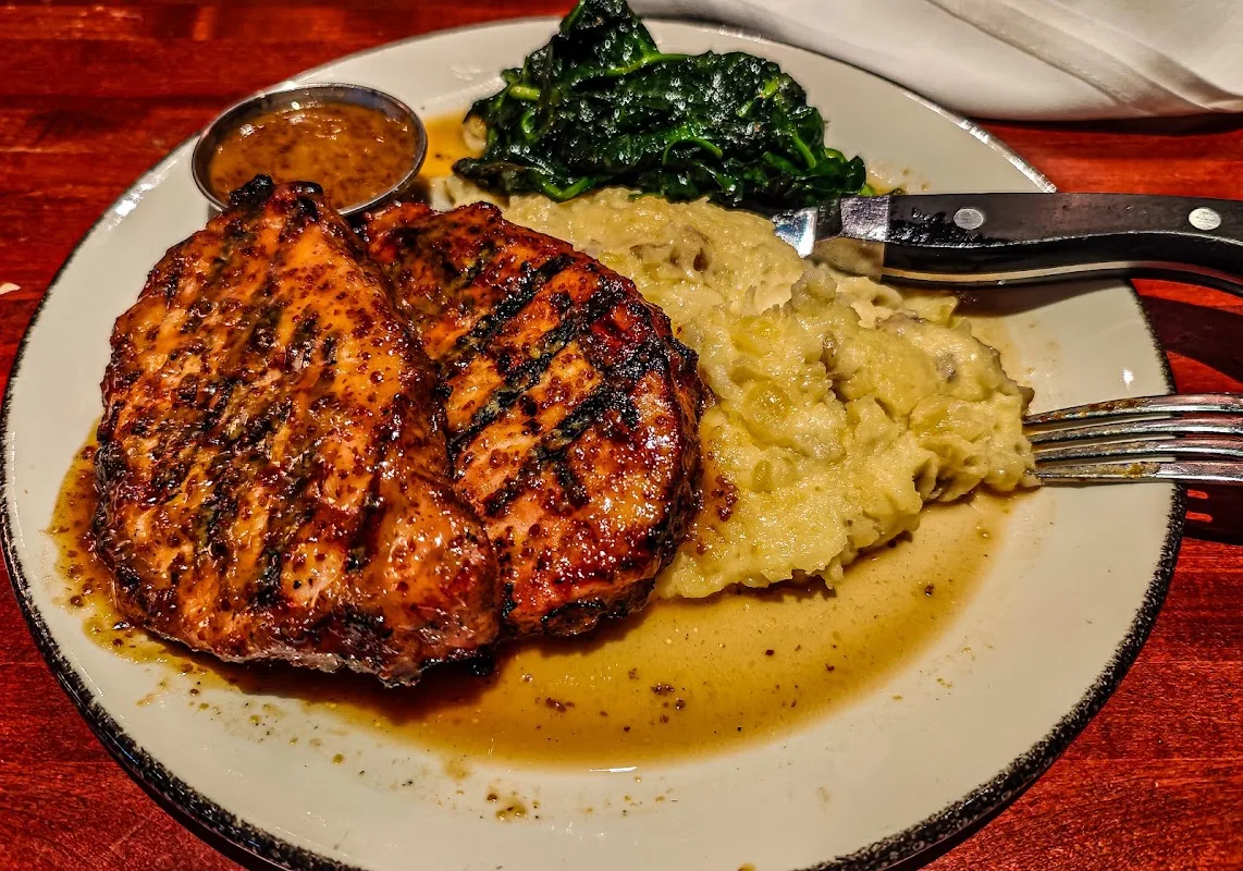 Weber Grill Restaurant 3