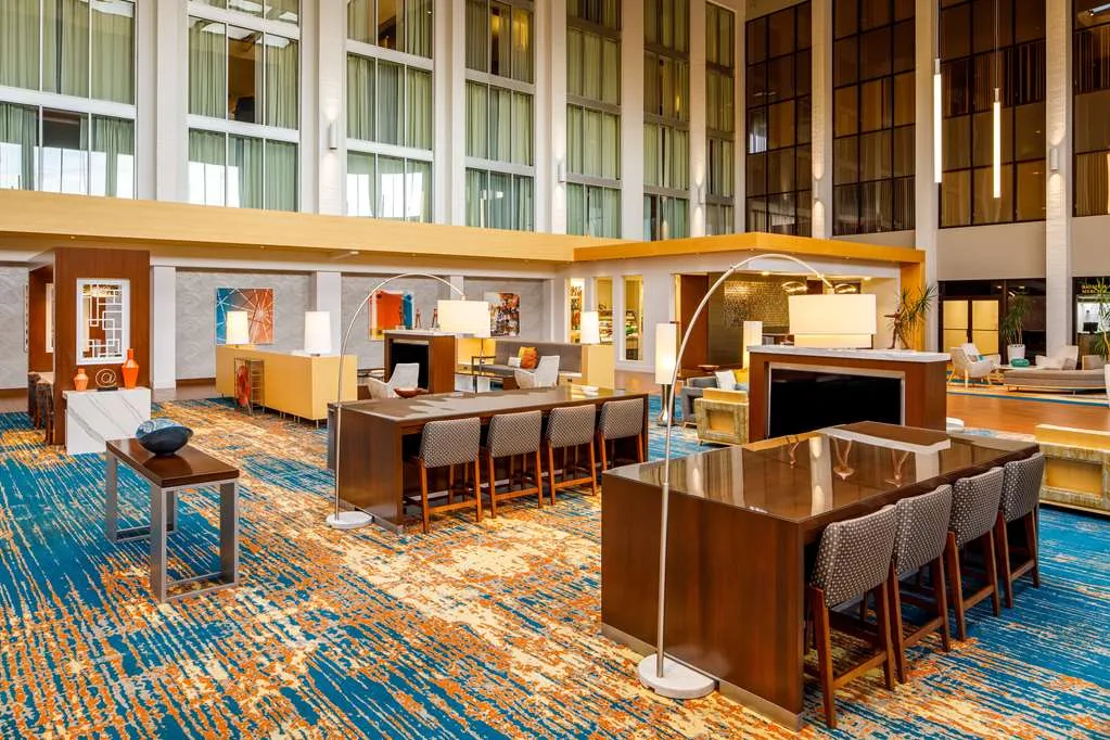 DoubleTree by Hilton Hotel Pittsburgh - Cranberry 2