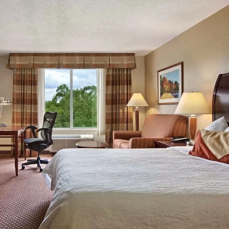 Hilton Garden Inn Chicago/Oakbrook Terrace 2
