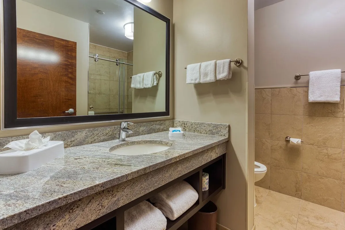 Drury Inn & Suites Cincinnati Northeast Mason 4