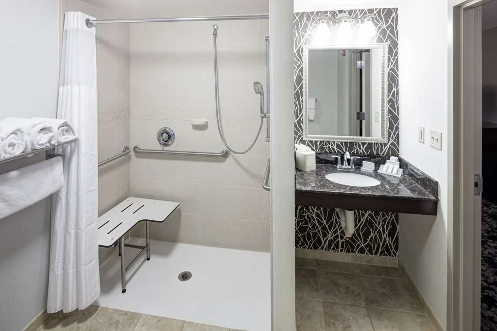 Hilton Garden Inn Cincinnati/Mason 4