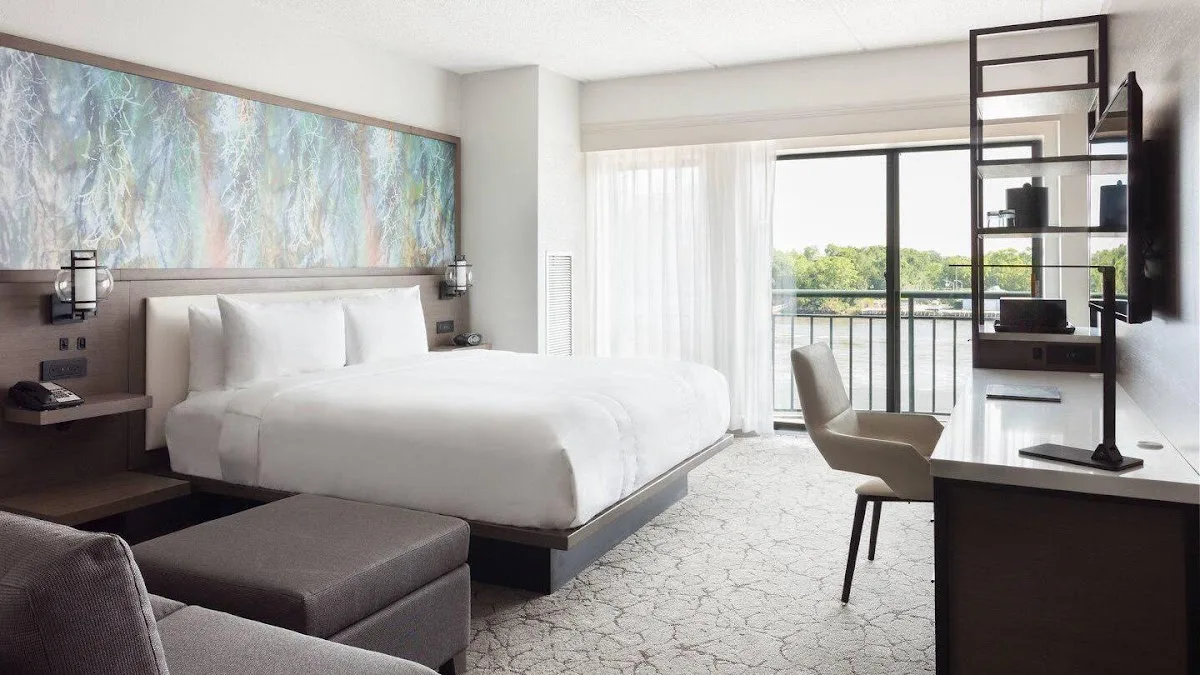 Marriott Savannah Riverfront 2
