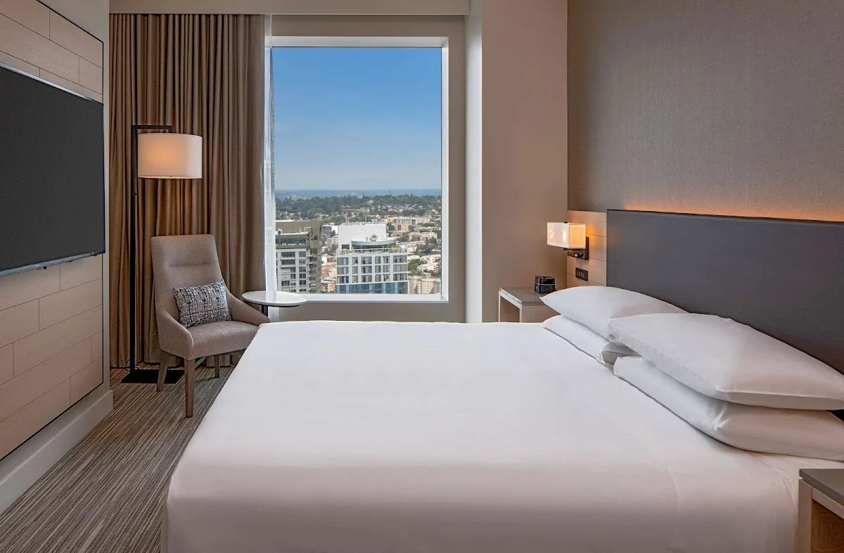 Hyatt Regency Seattle 2