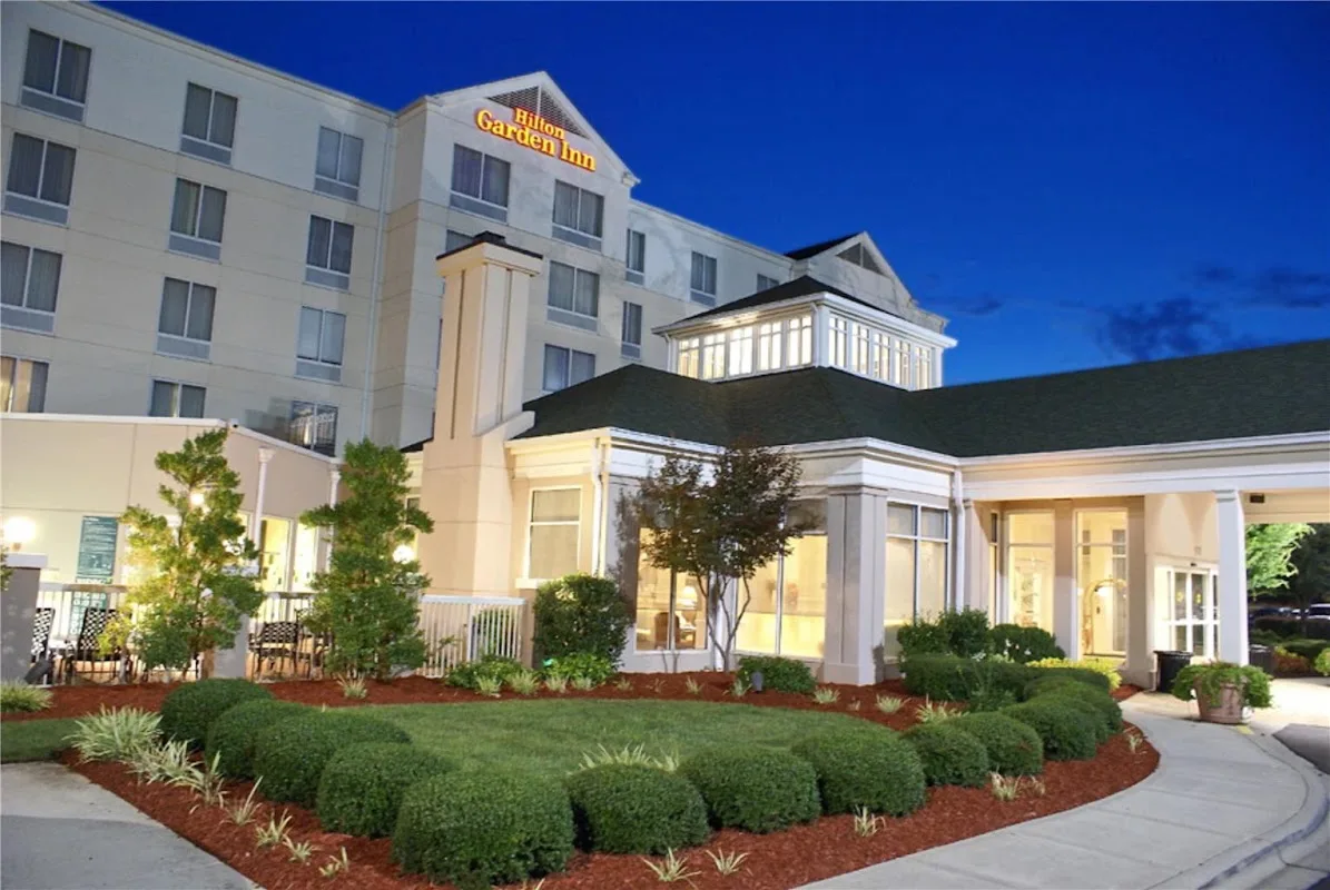 Hilton Garden Inn Charlotte North 2