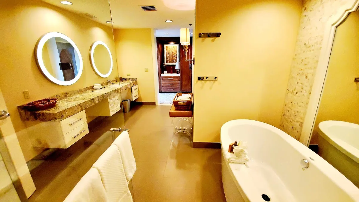 Hilton Omaha 3