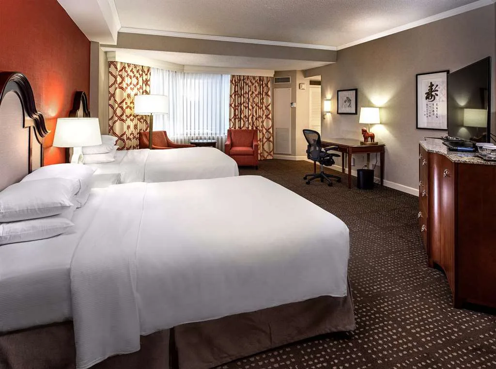 Hilton Anatole 3