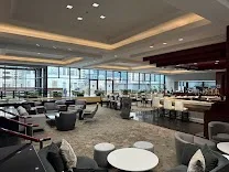 Casual restaurant and sushi bar