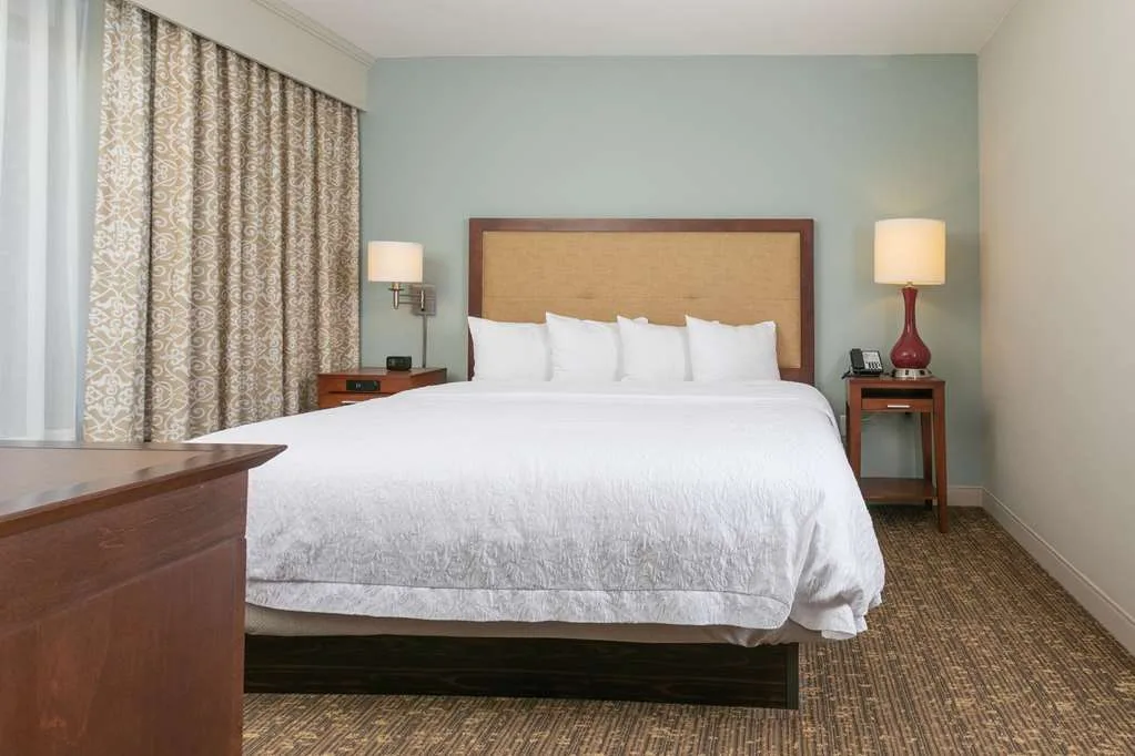 Hampton Inn & Suites Nashville-Green Hills 2