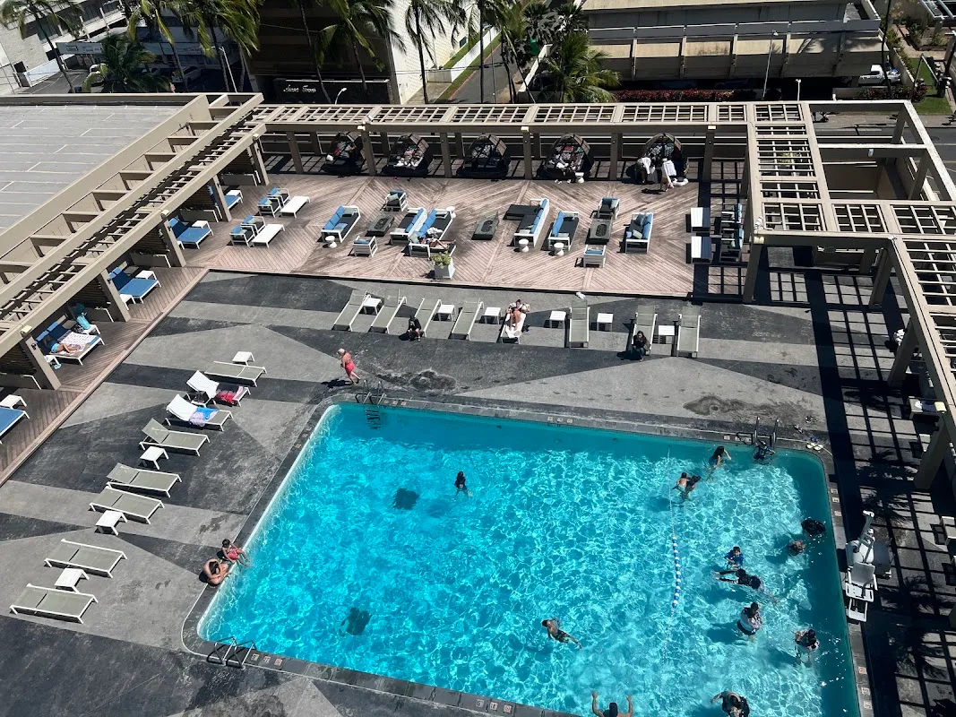 Ala Moana Honolulu by Mantra 4