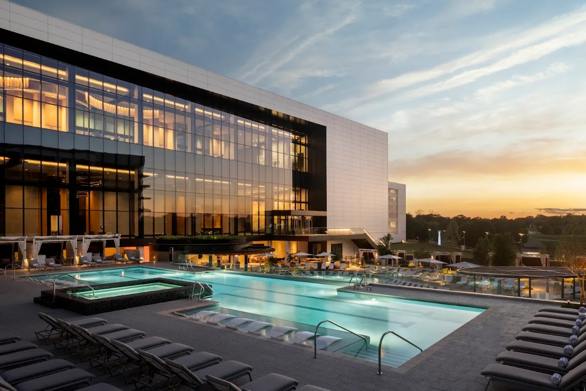 Sheraton Arlington Hotel 2