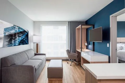SpringHill Suites by Marriott Madison 5