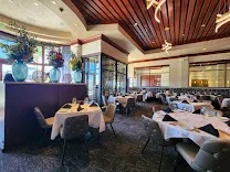 Outdoor patio dining available