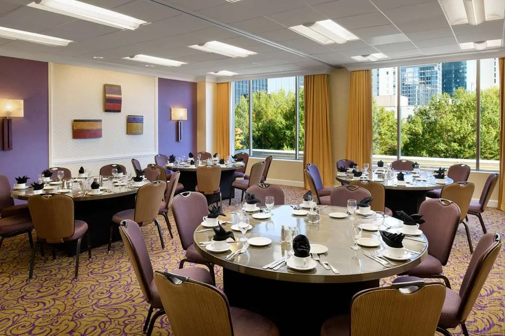 Hilton Charlotte Uptown 4