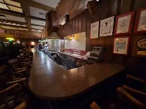 Classic American fare with standout steaks and tartares