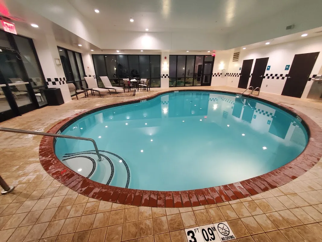 DoubleTree Suites by Hilton Hotel Bentonville 3