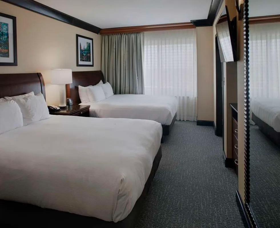 DoubleTree Suites by Hilton Hotel Bentonville 5