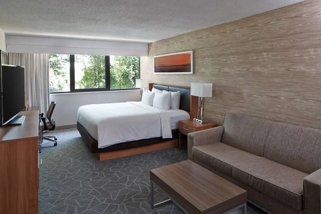 DoubleTree by Hilton Atlanta Perimeter Dunwoody 5
