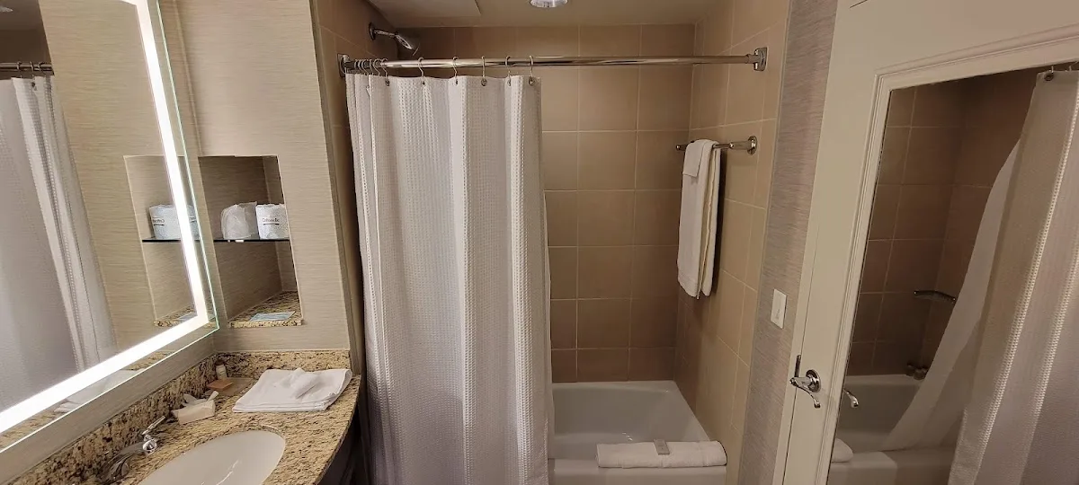 Renaissance Tampa International Plaza Hotel 4