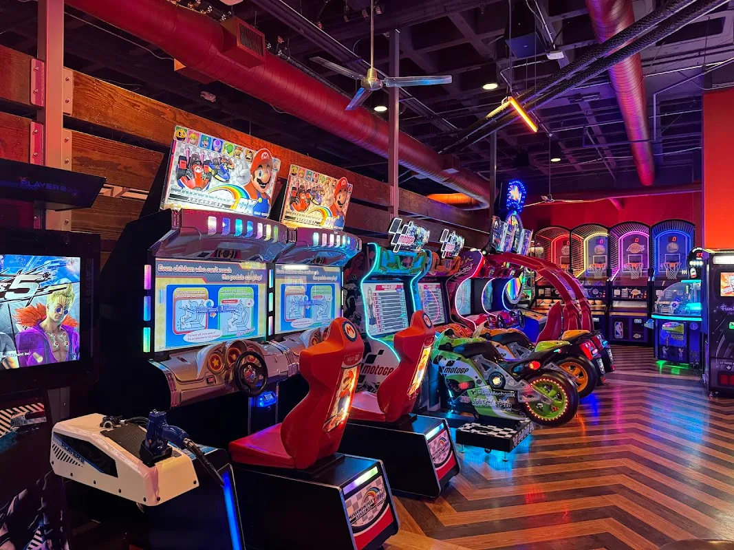 Bowlmor Cupertino 3