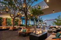 Bayfront setting near Fisherman's Wharf and downtown Monterey