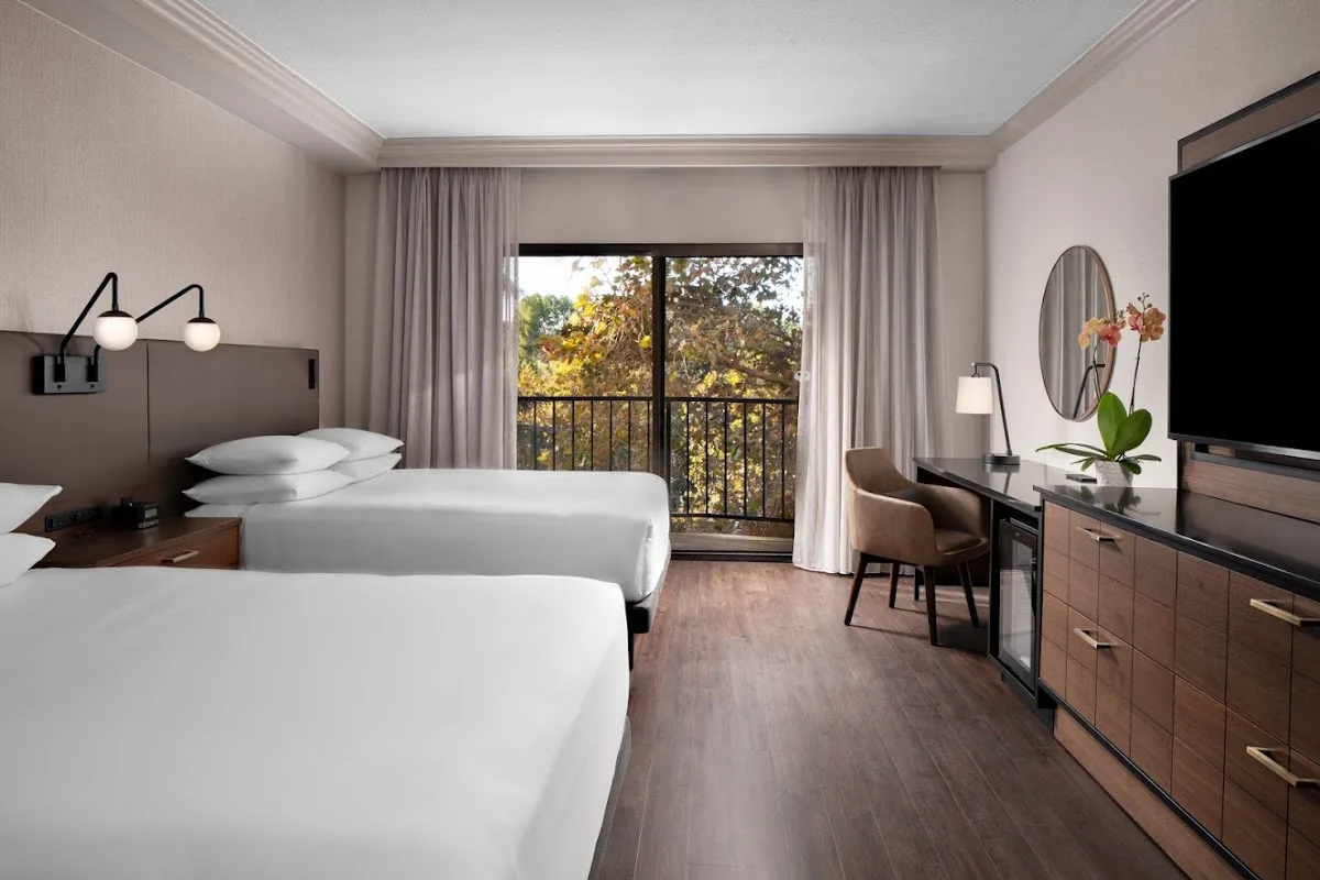 Hyatt Regency Westlake 2