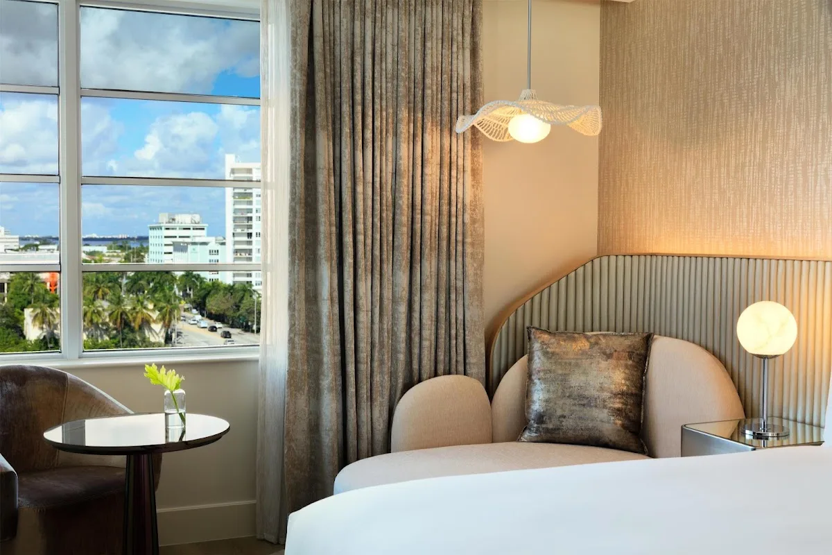 Andaz Miami Beach Resort & Spa, by Hyatt 5