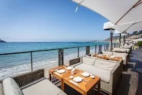 Outdoor seating available with proximity to the ocean