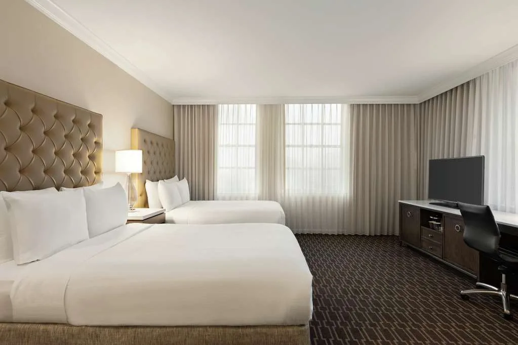 Hilton New Orleans/St. Charles Avenue 4