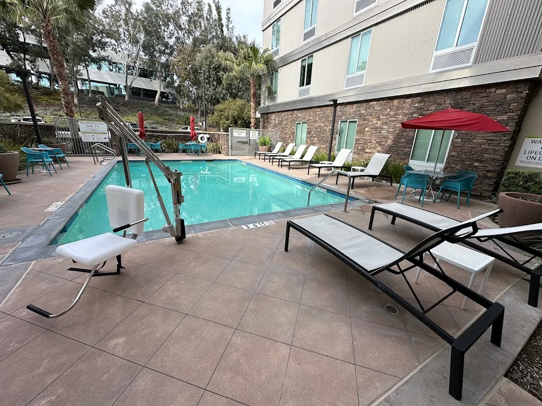 Home2 Suites by Hilton Temecula 3