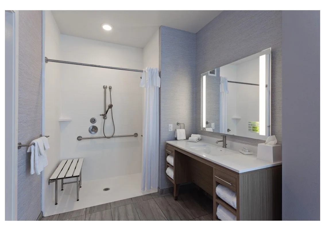 Home2 Suites by Hilton Temecula 4