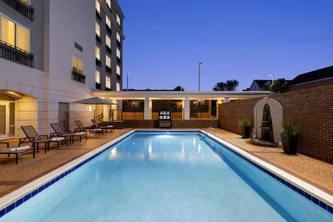 Courtyard by Marriott Charleston Historic District 2