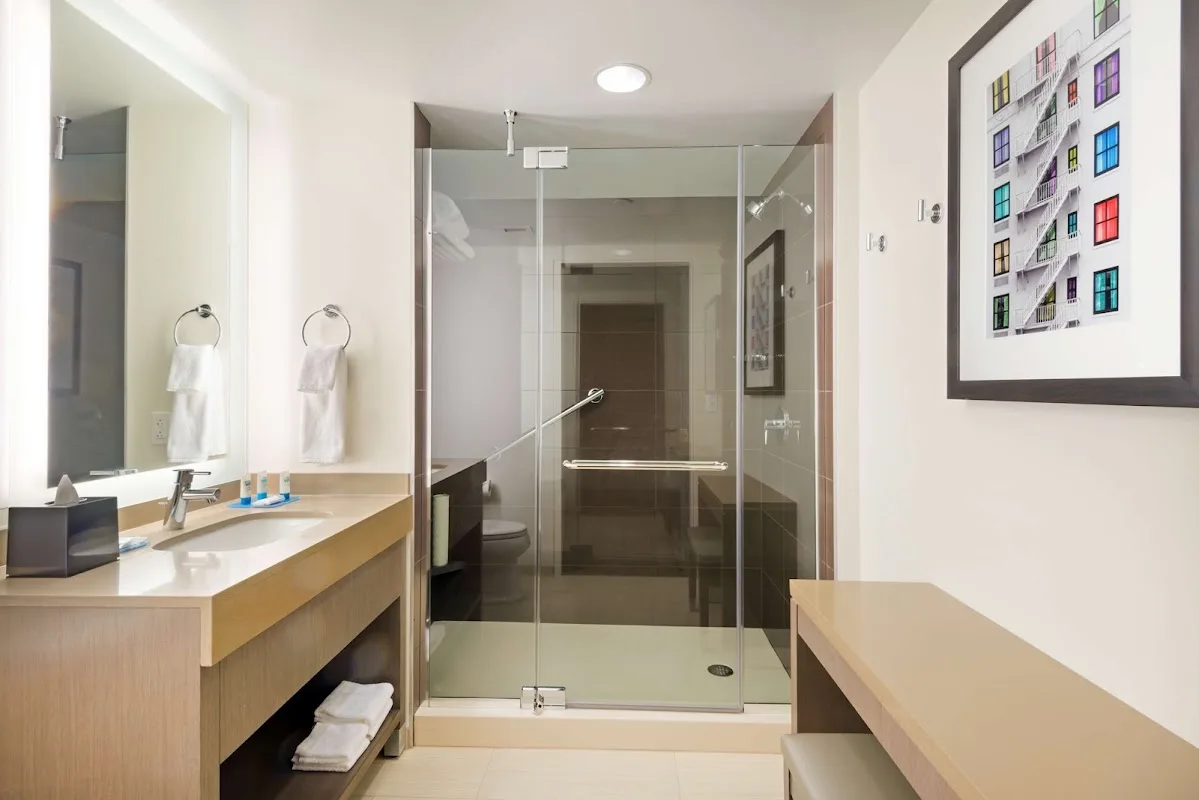 Hyatt House Denver/Downtown 4