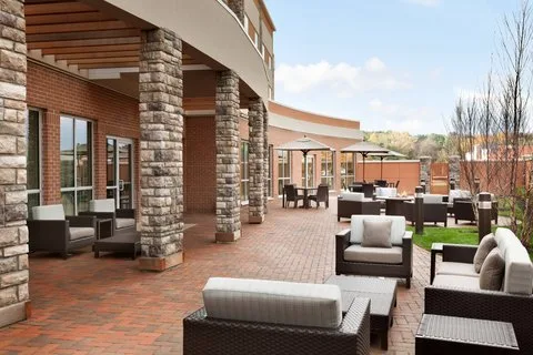 Courtyard by Marriott Boston Dedham/Westwood 2