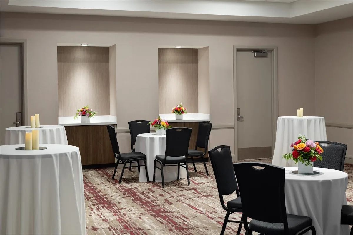 Hilton Garden Inn Chicago Downtown/Magnificent Mile 5