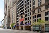 Central spot on Grand Avenue near key downtown attractions