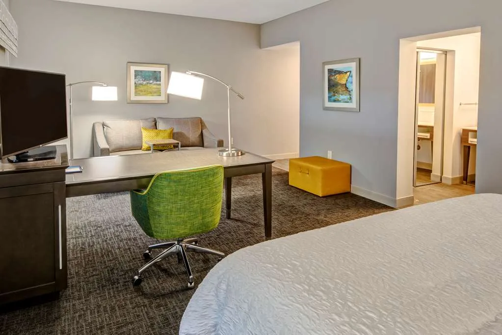 Hampton Inn & Suites San Jose Airport 2