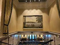 Refined 1920s landmark with celebrity signatures