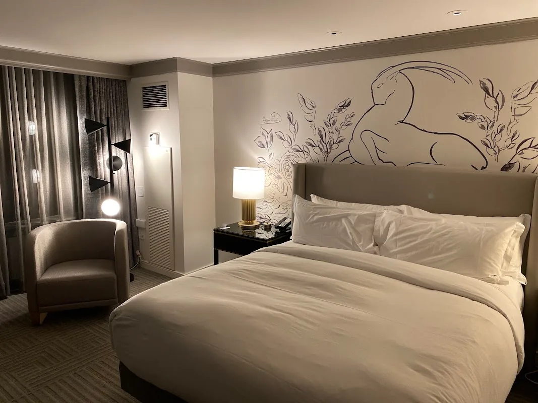 The Gwen, a Luxury Collection Hotel, Michigan Avenue Chicago 3
