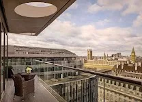 Meeting spaces with landmark vistas