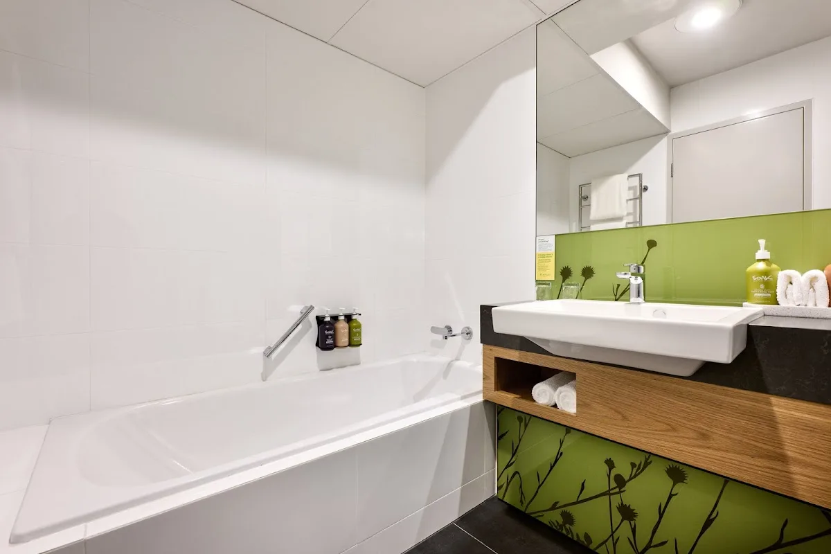 Holiday Inn Perth City Centre by IHG 3