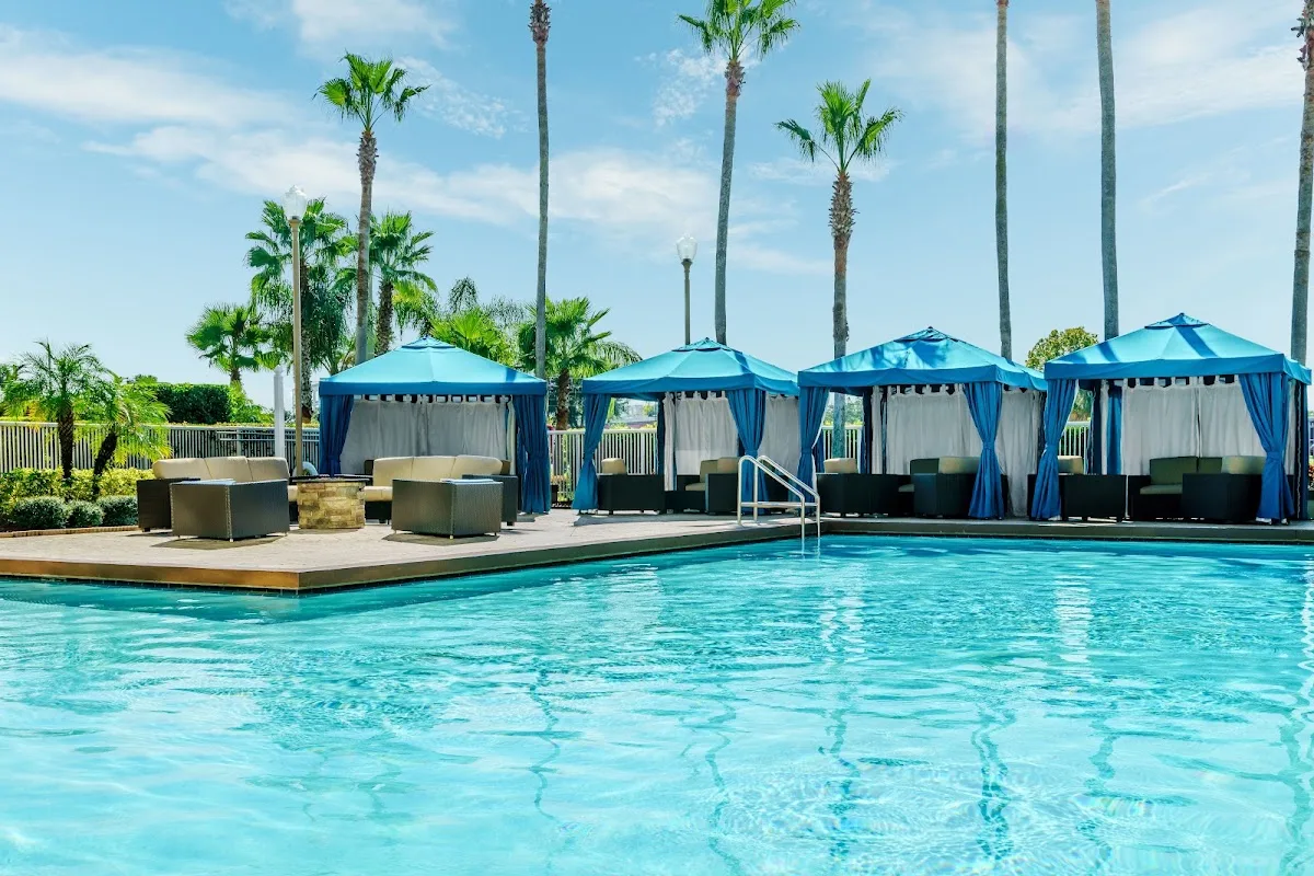 DoubleTree by Hilton Hotel Orlando Airport 5