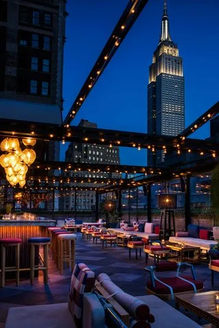 Moxy NYC Times Square 2