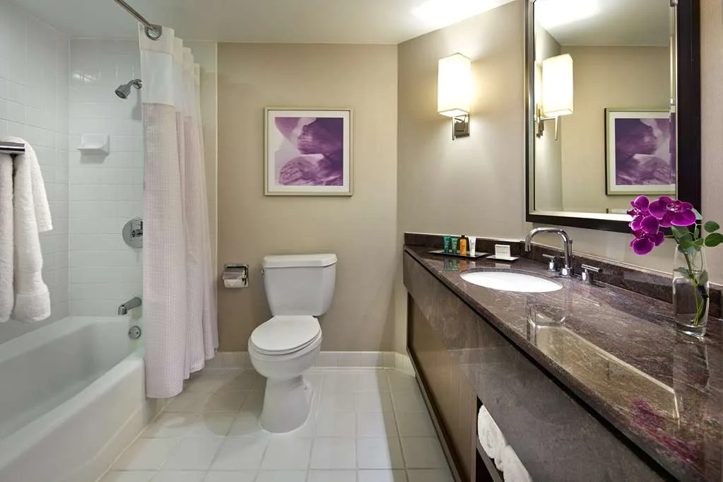 Hilton Long Beach 5