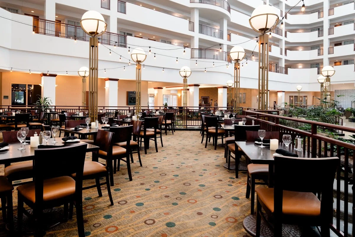 Embassy Suites by Hilton Portland Airport 5