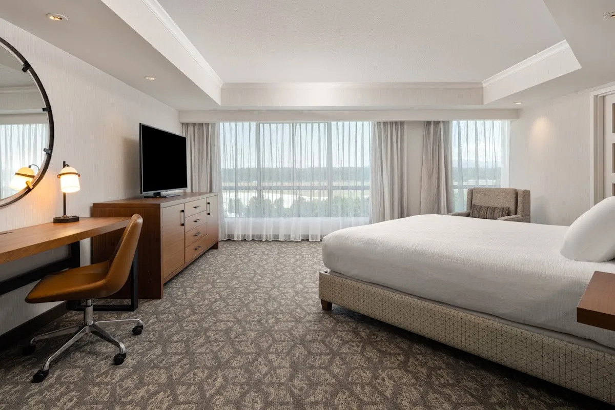 Embassy Suites by Hilton Portland Airport 2