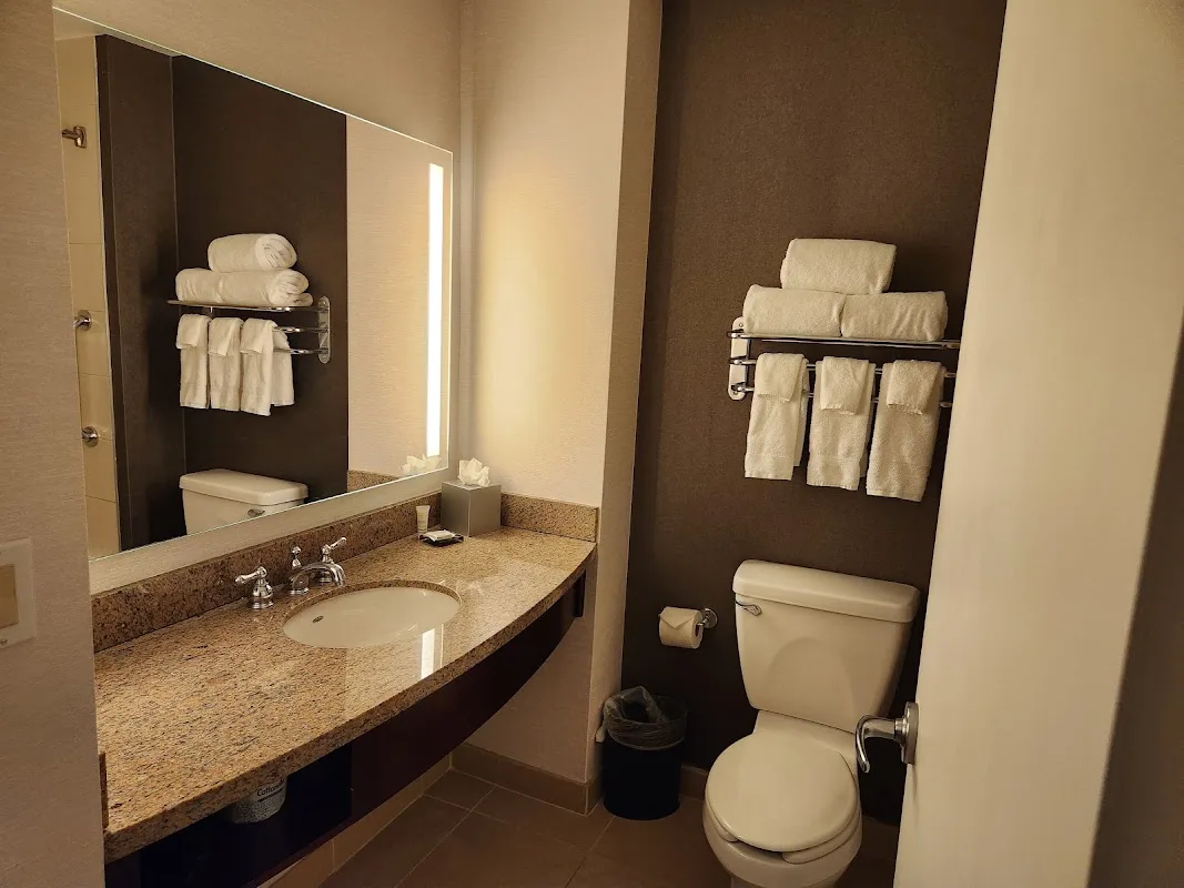 New York Marriott at the Brooklyn Bridge 5